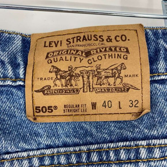 Vintage Levis 505 Mens Regular Fit Straight Leg Jeans 40x32 Blue Made in USA - Picture 2 of 10